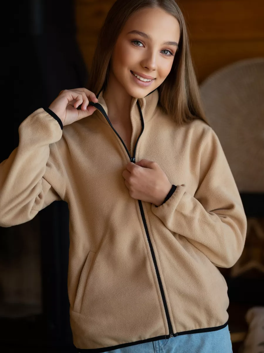 Флисовая кофта для девочки...