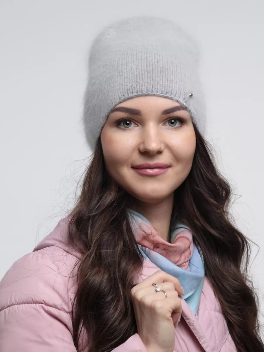 Вязание шапок спицами для женщин: модные модели 2020 года, схемы с описанием