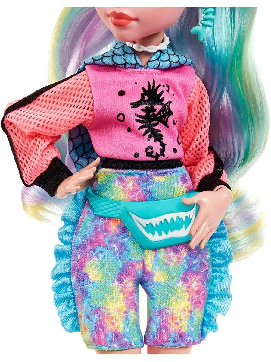 Off-White создал наряды для кукол Monster High