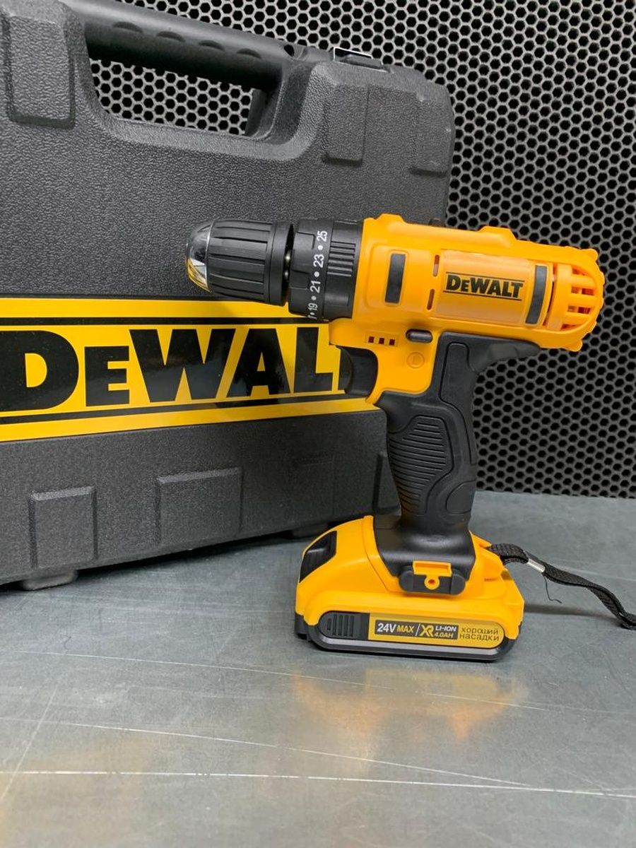 Деволт 24 вольта. Шуруповёрт DEWALT 24v. DEWALT 24v. Шуруповёрт ДЕВОЛТ 24 вольта. Шуруповёрт Девалт 24v XR.